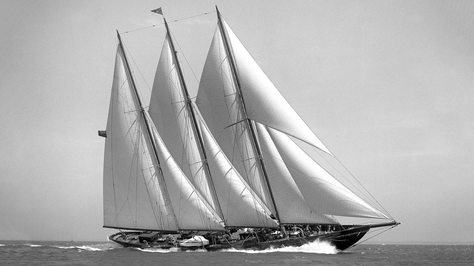 creole super-yacht-sailing-boat