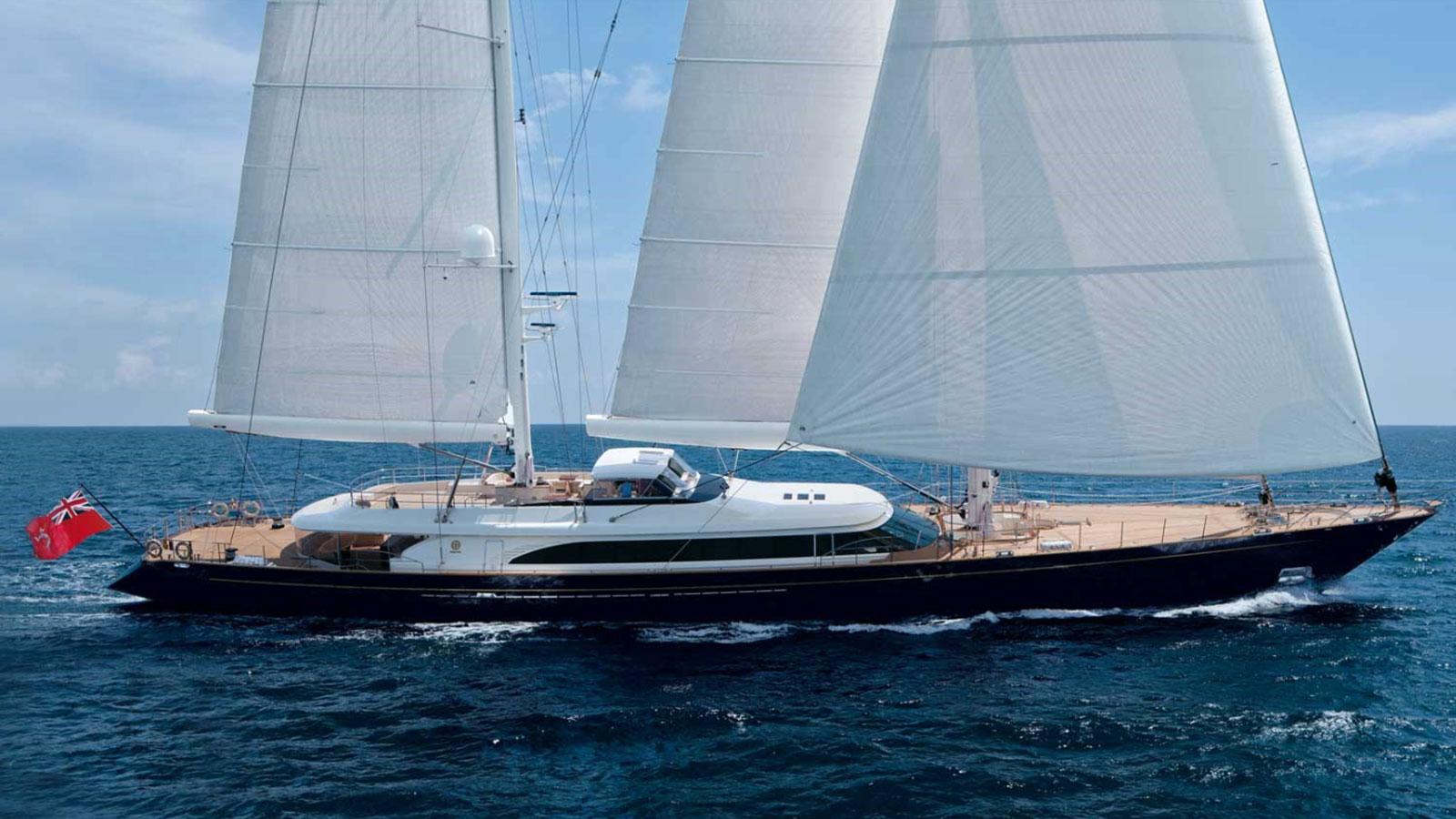 fidelis-super-yacht